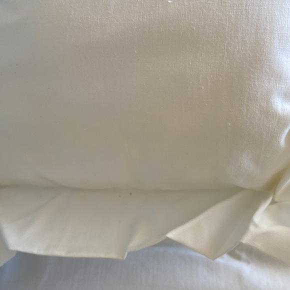 Never Used Vintage Breakfast Pillow with 2 inch pleated cover-original cover. - Picture 4 of 5